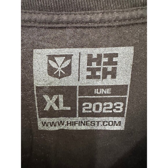Hawaii's Finest Hawaiian Polynesian Inspired Iune 2023 Graphic T-Shirt XL - Picture 4 of 4